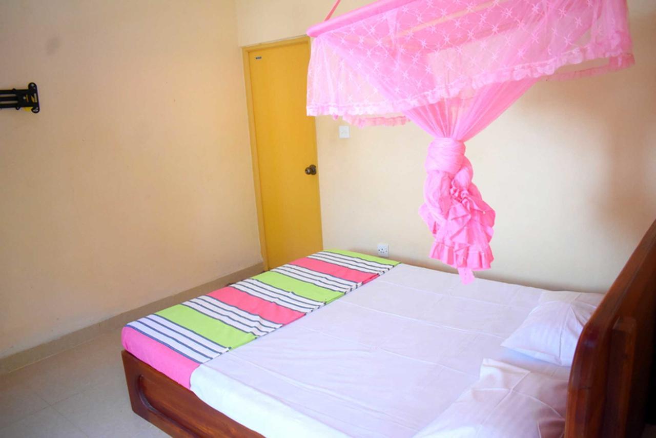 Yaswi Guest House Passikudah Esterno foto