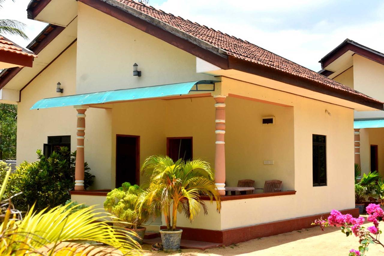 Yaswi Guest House Passikudah Esterno foto