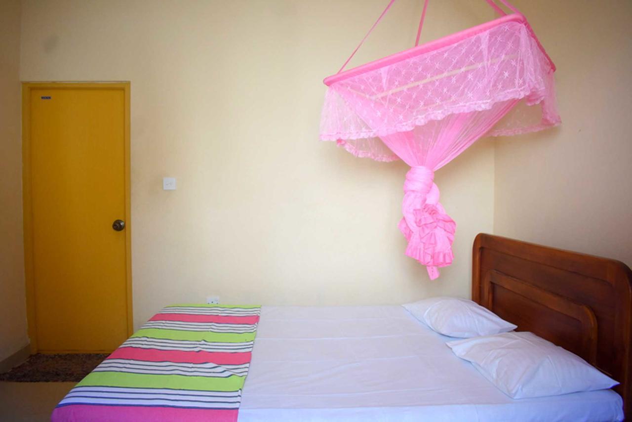 Yaswi Guest House Passikudah Esterno foto