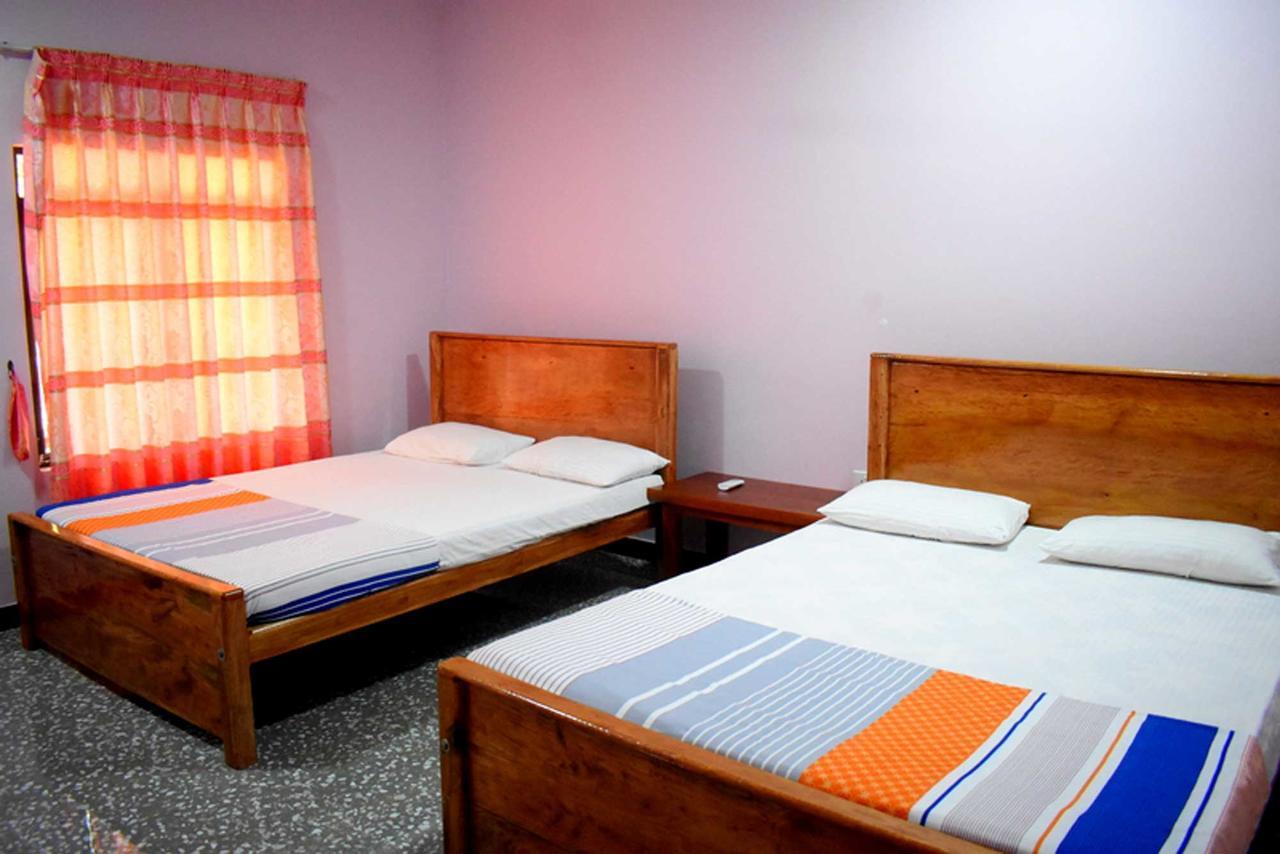Yaswi Guest House Passikudah Esterno foto